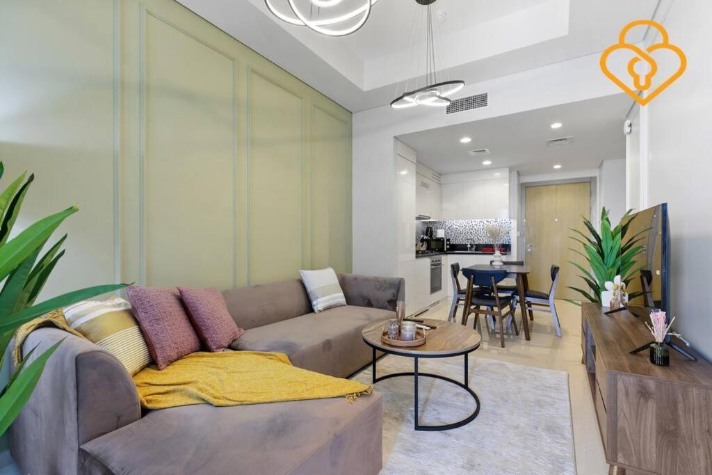 Keysplease 2 Bedroom With Study Aykon Minutes To Downtown * Dubai