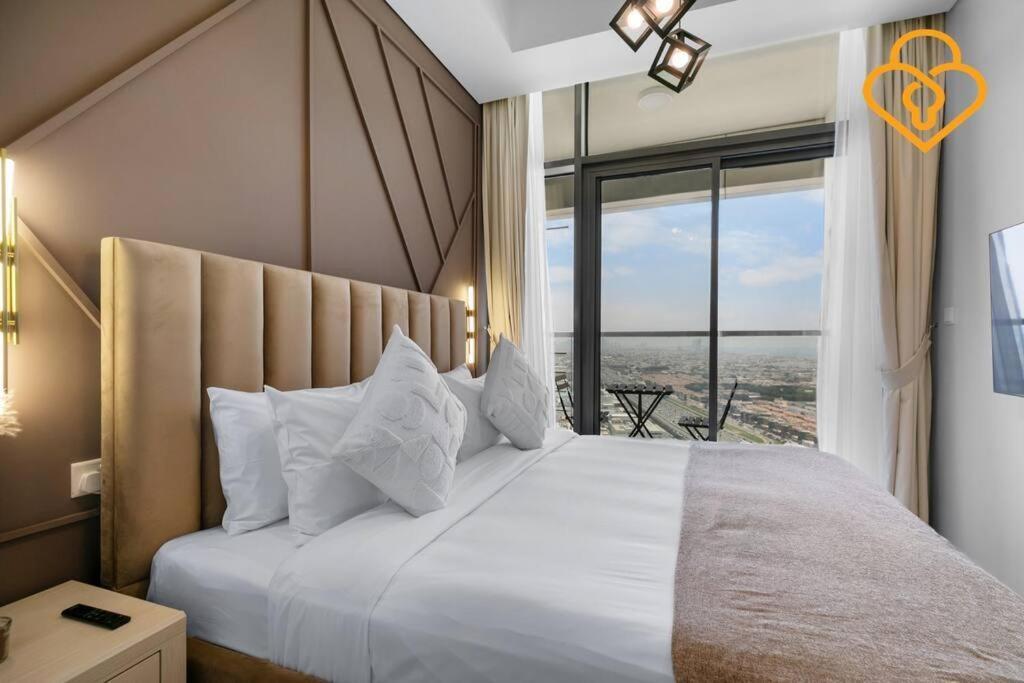 Keysplease 2 Bedroom With Study Aykon Minutes To Downtown Dubai