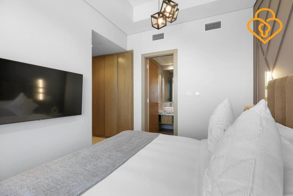 Keysplease 2 Bedroom With Study Aykon Minutes To Downtown *