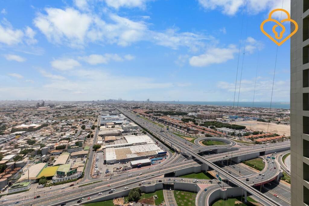 Keysplease 2 Bedroom With Study Aykon Minutes To Downtown Apartment *