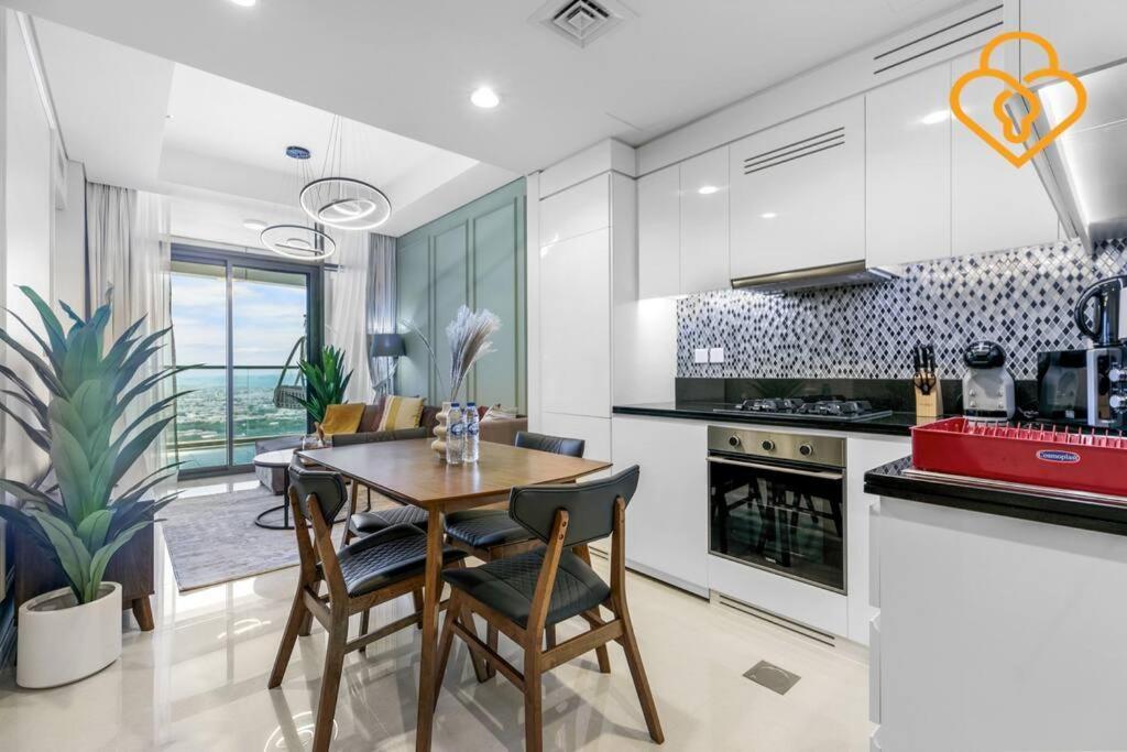 Keysplease 2 Bedroom With Study Aykon Minutes To Downtown *